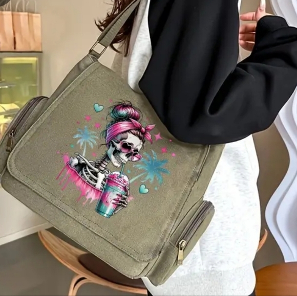 Skull Gothic Green Light Weight Messenger Bag - Picture 6 of 7